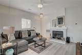 1401 Red Crest Lane - Photo 4