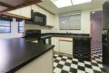 935 Vista Lago Way - Photo 13