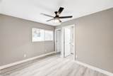 2315 Beverly Way - Photo 31