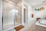 3135 Hazy Hills Avenue - Photo 36