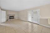 713 Strawberry Place - Photo 9