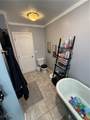 10 Avenue D - Photo 11