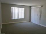 2801 Rainbow Boulevard - Photo 4