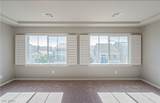 6042 Crown Palms Avenue - Photo 16