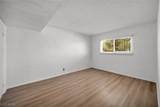 605 Royal Crest Circle - Photo 10