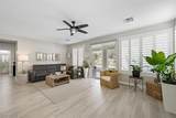 10232 Roma Madre Avenue - Photo 13