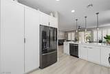 10232 Roma Madre Avenue - Photo 22