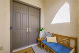 10232 Roma Madre Avenue - Photo 8