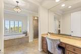 2233 Boutique Avenue - Photo 33