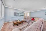 10131 Hollis Mountain Avenue - Photo 9