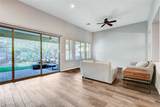 6803 Regency Crest Avenue - Photo 11