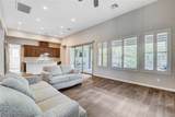 6803 Regency Crest Avenue - Photo 15