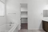 557 Comodo Street - Photo 22