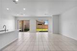 557 Comodo Street - Photo 7