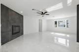 706 Hollywood Boulevard - Photo 9
