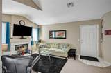 7905 Lago Vista Lane - Photo 3