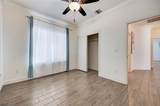 2851 Sapphire Desert Drive - Photo 32
