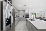 8370 Vinamala Avenue - Photo 10