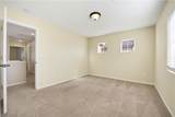 10060 Fancy Flight Street - Photo 32