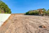 14 Pyrenees Court - Photo 11