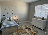 6489 Bugbee Avenue - Photo 14