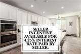 905 Sycamore Falls Street - Photo 2