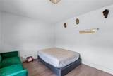 2423 Vista Colina Street - Photo 9