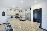 942 Twincrest Avenue - Photo 7