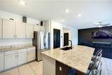 942 Twincrest Avenue - Photo 9