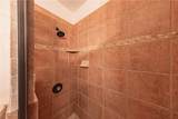 390 300 S - Photo 24