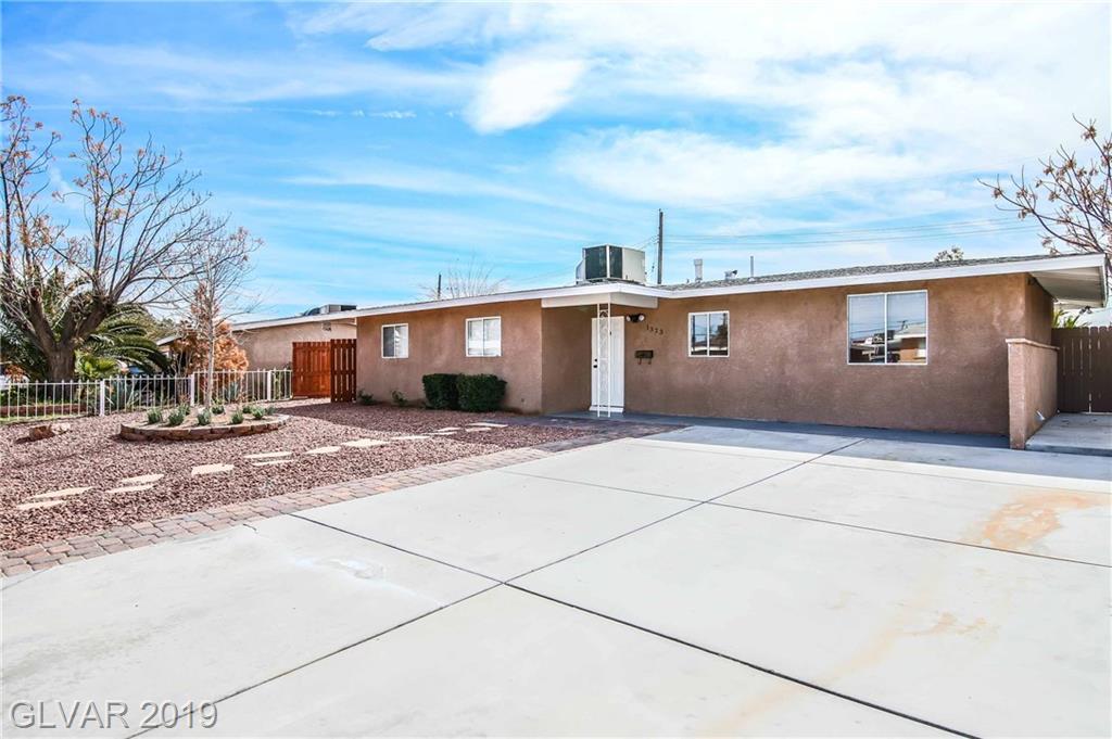 1323 Smoke Tree - Photo 1