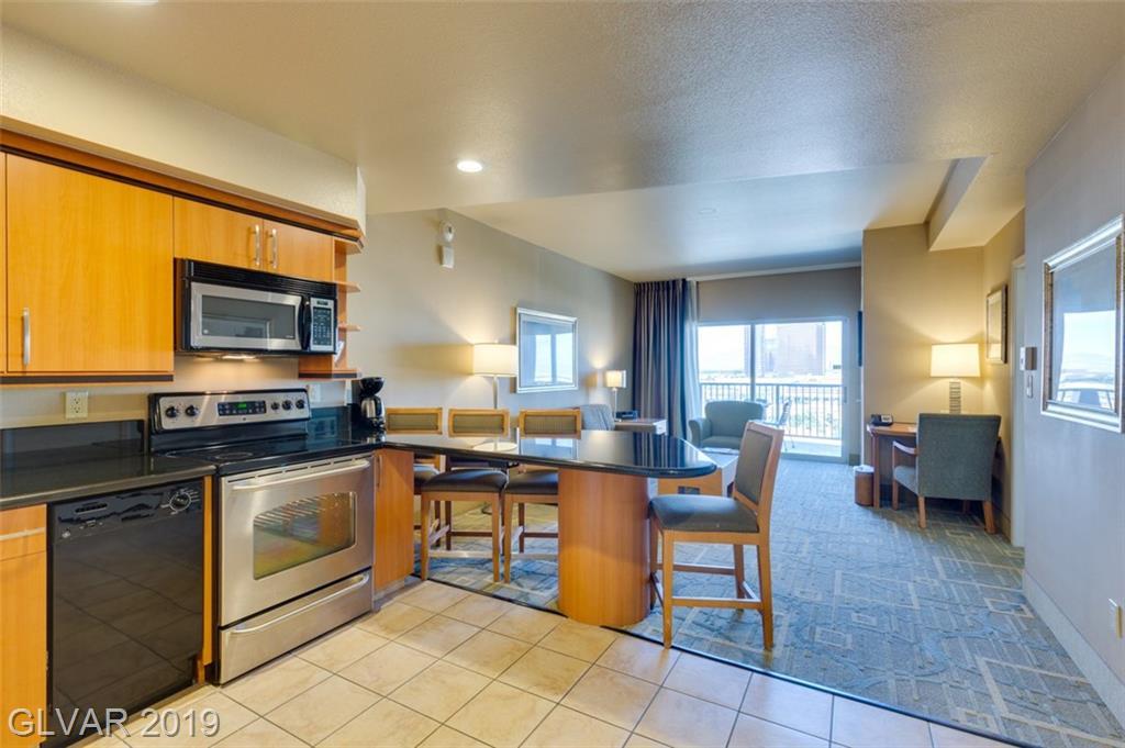 211 Flamingo - Photo 1