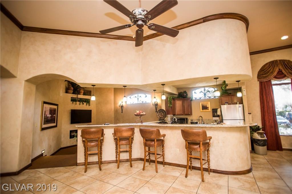4400 Jones - Photo 1