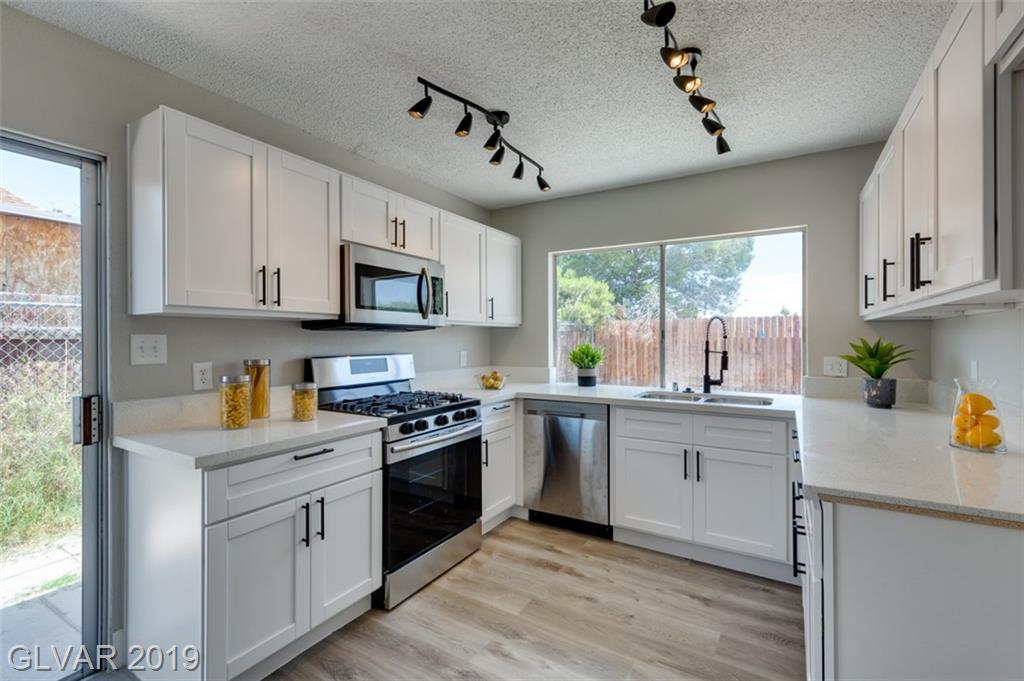 5028 Killarney - Photo 1