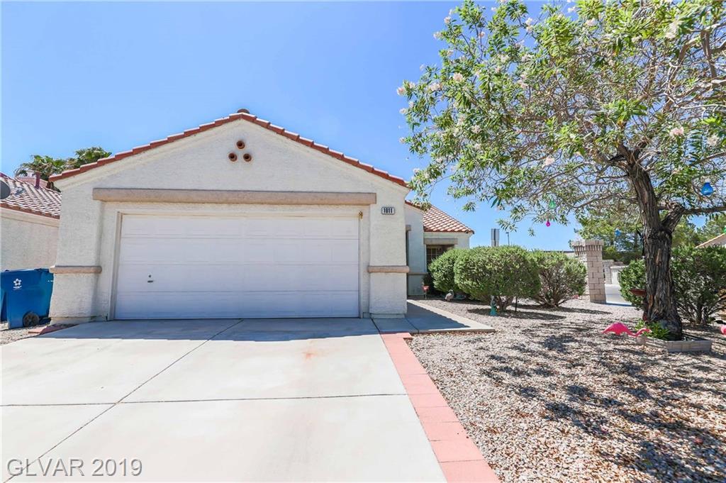 1011 Menands - Photo 1
