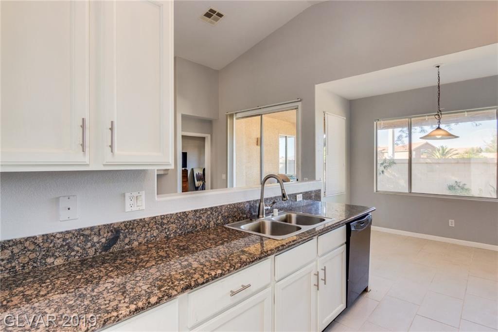 8104 Winslow - Photo 1