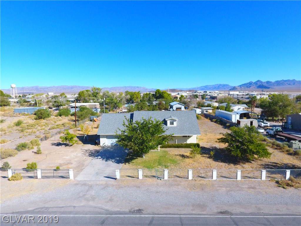 210 Clark - Photo 1