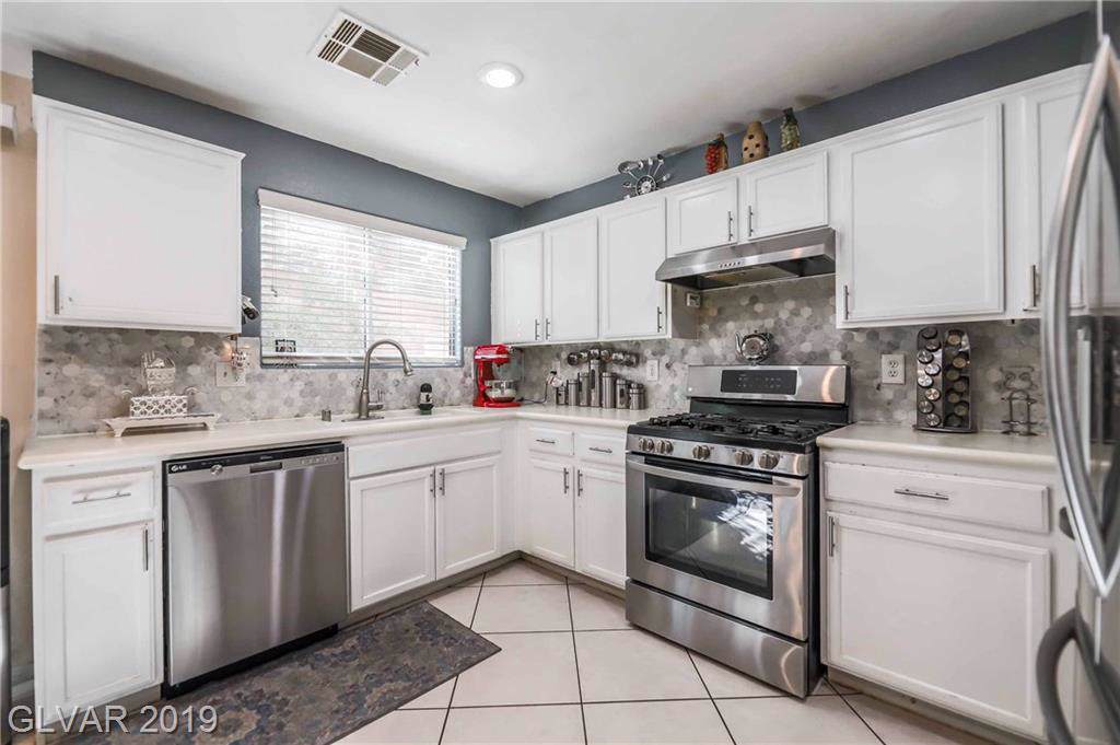 5639 Merced - Photo 1