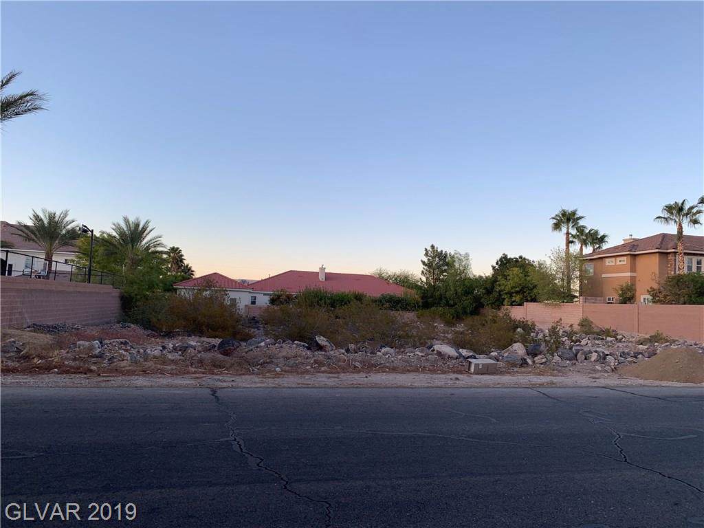 2935 Ivanpah Drive - Photo 1