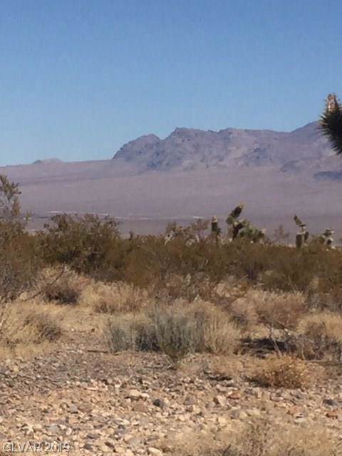 Kyle Canyon - Photo 1