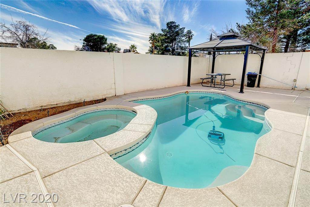 7285 Sequoia Springs - Photo 1