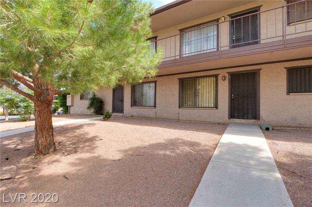 605 Royal Crest - Photo 1
