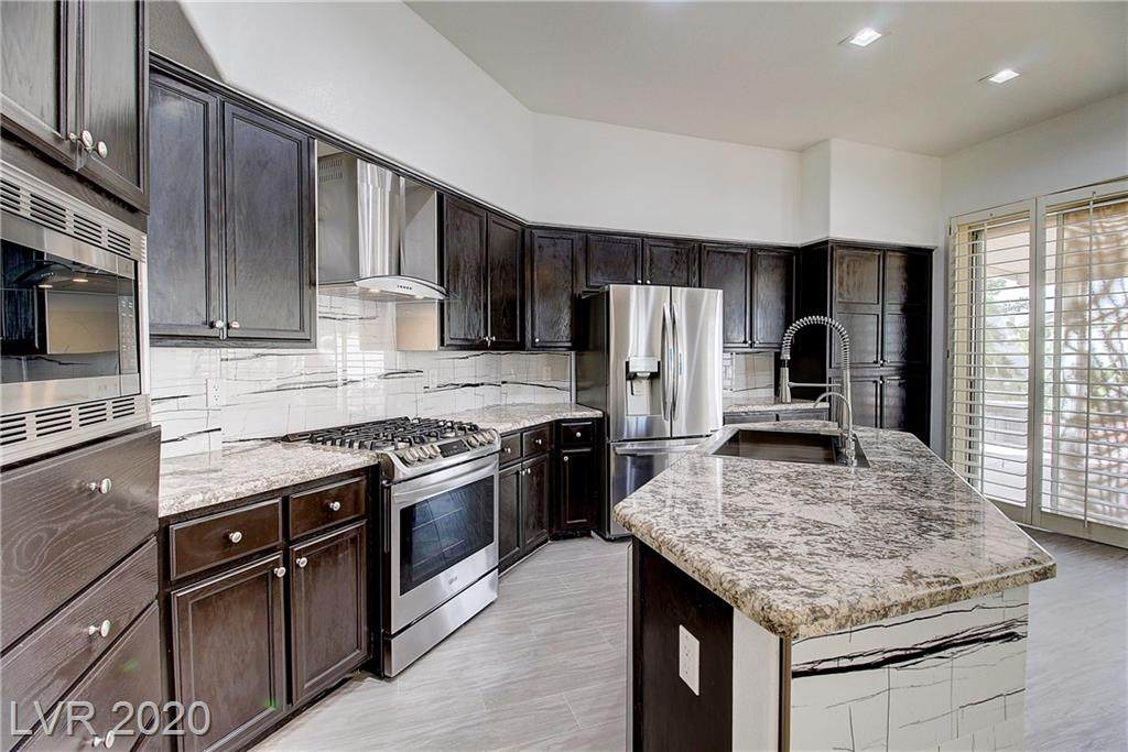 824 Cambridge Cross - Photo 1