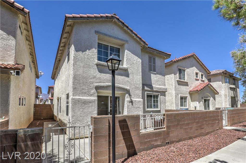 2915 Paradise Hill Court - Photo 1
