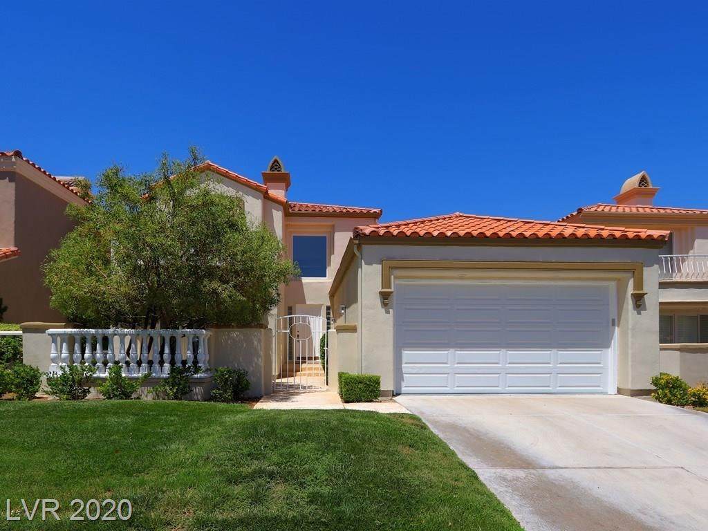 8200 Horseshoe Bend Lane - Photo 1