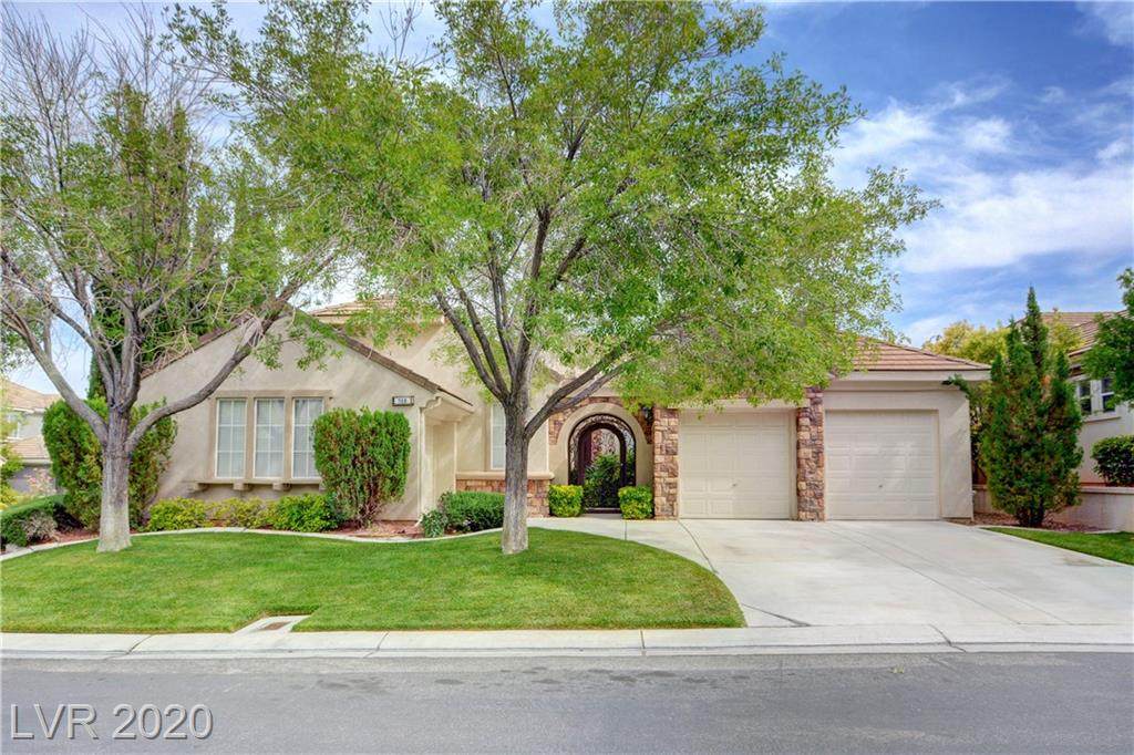 708 Sir James Bridge Way - Photo 1