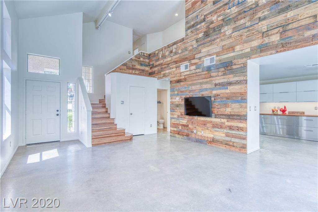 8129 Dolphin Landing Drive - Photo 1