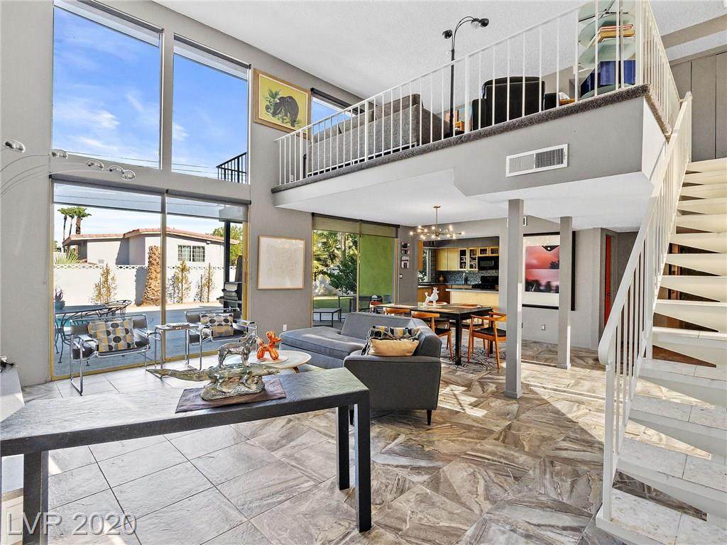 3850 Delaware Lane - Photo 1