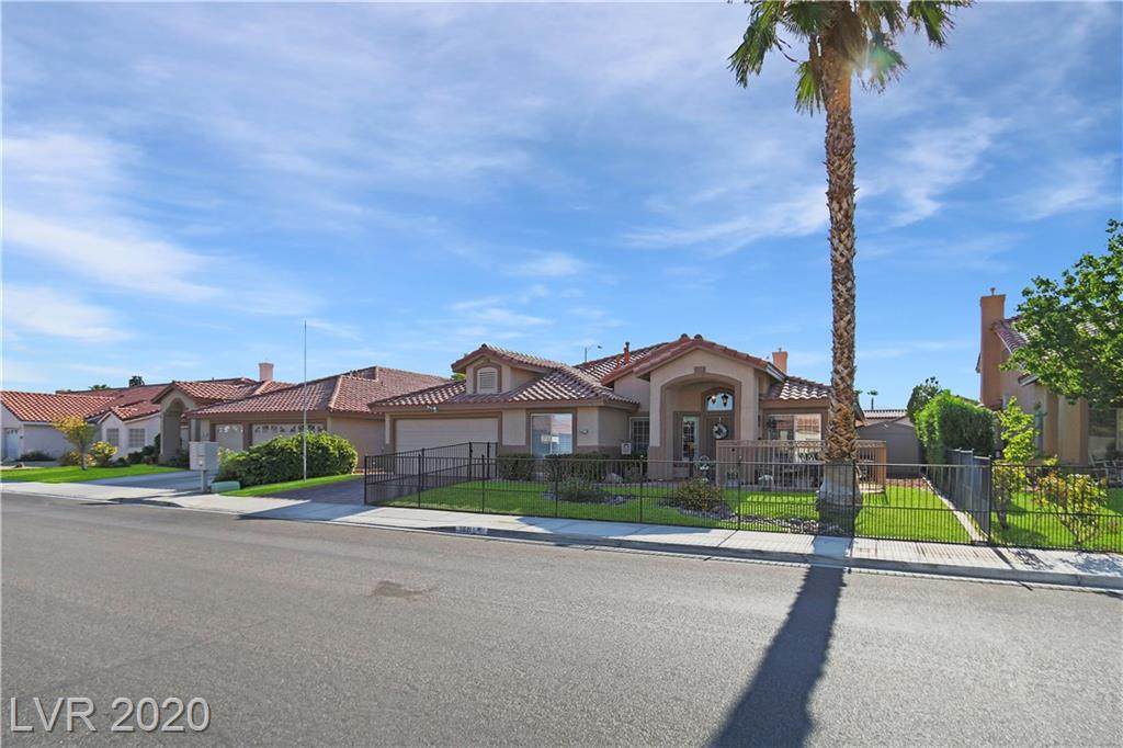 5621 Partridge Bluff Street - Photo 1