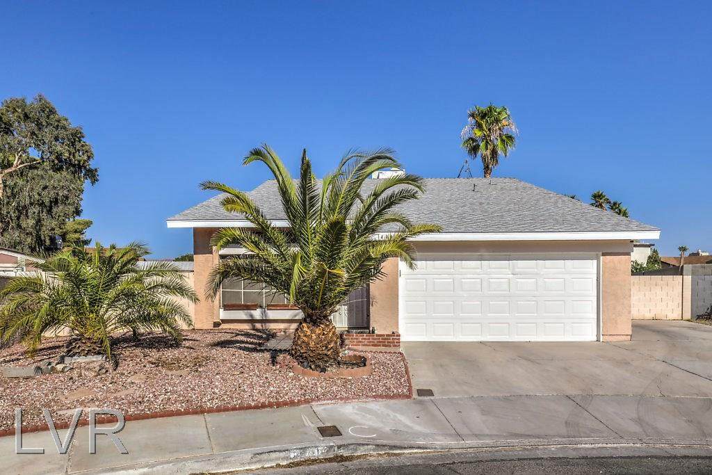 4007 Bridgeview Circle - Photo 1